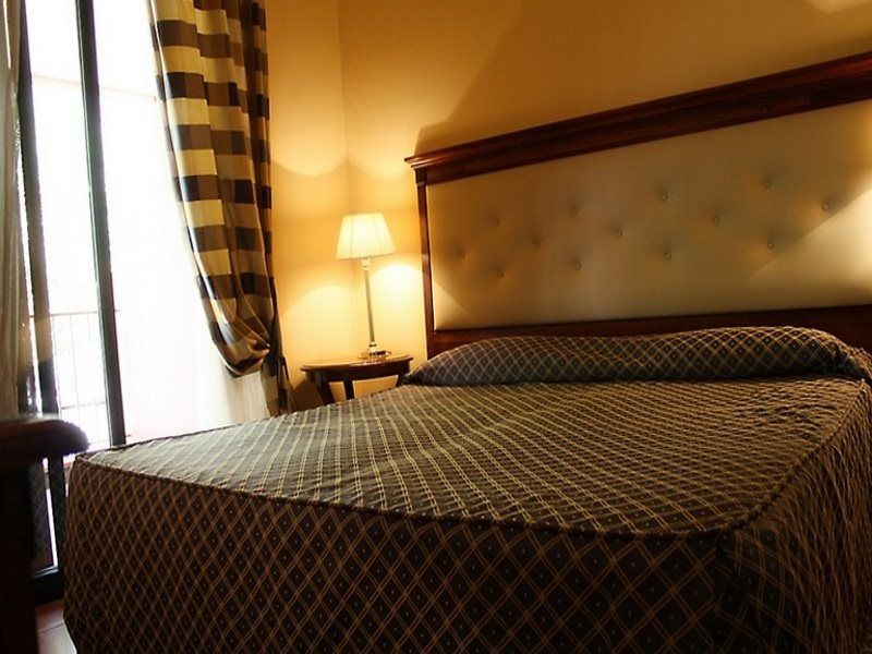Capo Dei Greci Taormina Coast & Hotel